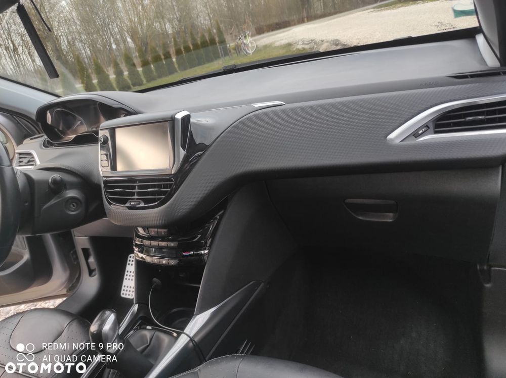 Peugeot 2008 1.6 VTi Allure - 6