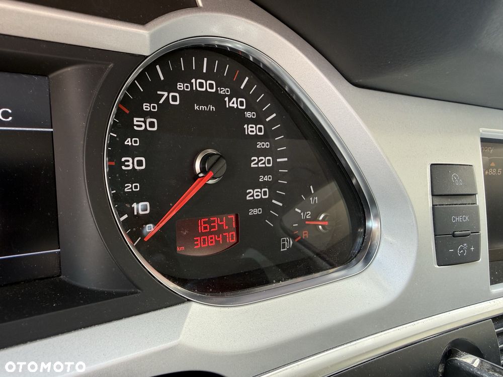 Audi Inny - 8