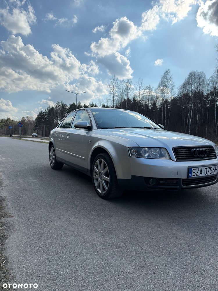 Audi A4 Limousine - 6