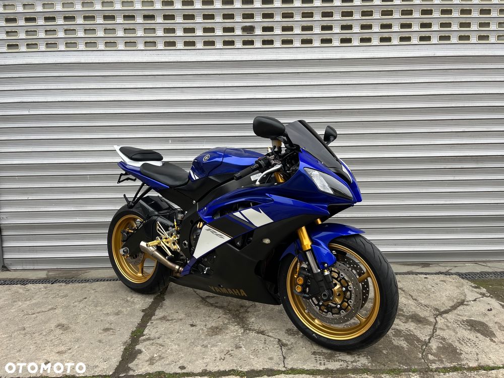 Yamaha R6 - 30
