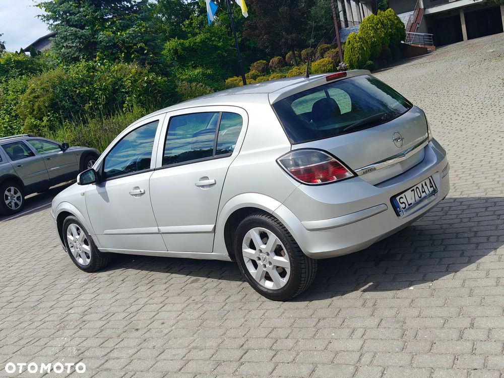 Opel Astra 1.6 Cosmo - 35