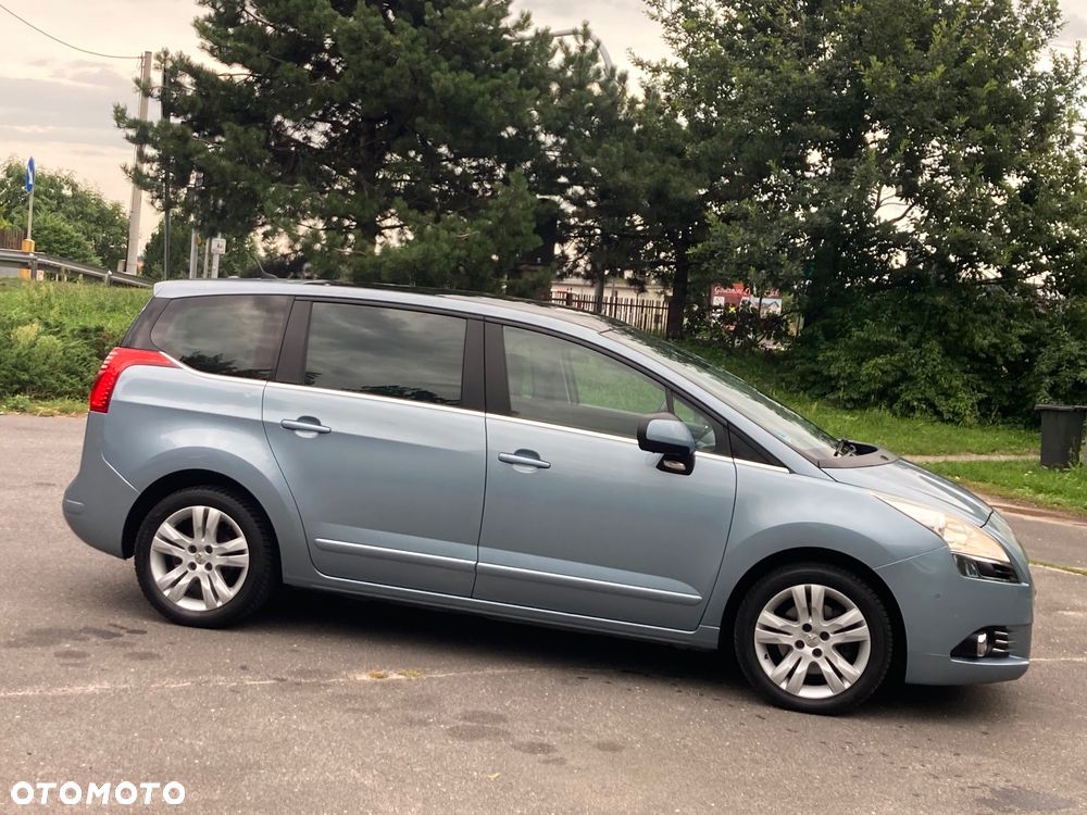 Peugeot 5008 - 11
