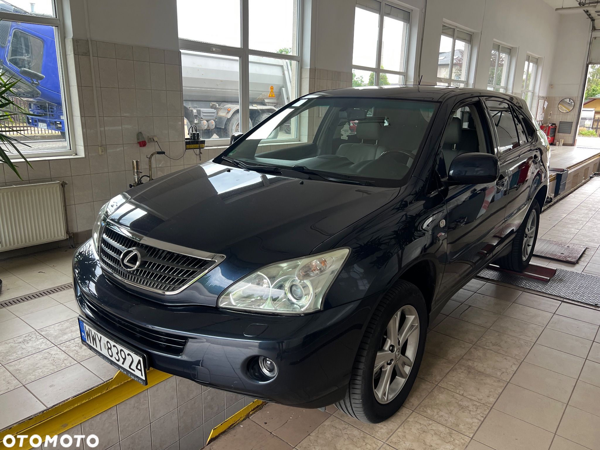 Lexus RX - 1