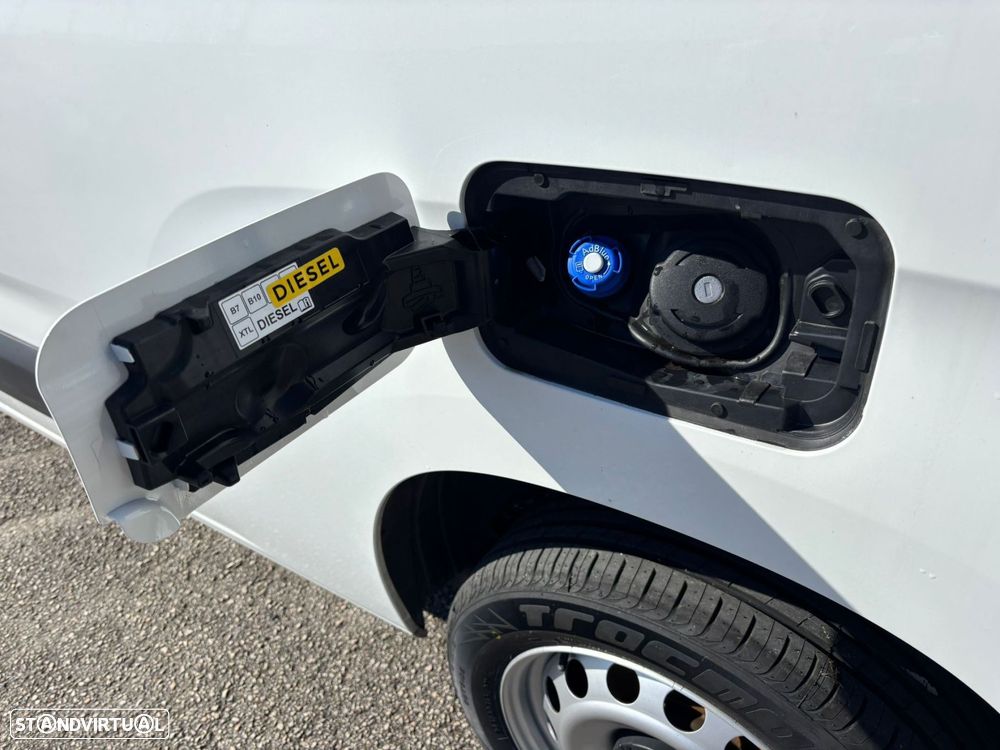 Opel Combo 1.5 102cv 3 LUGARES - LONGA - AC - IVA DEDUTÍVEL - 19