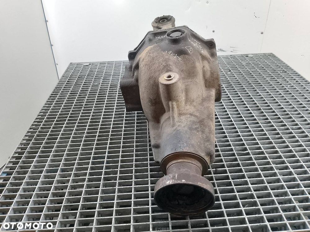 DYFERENCJAŁ PRZÓD KIA SORENTO I 2K23 2.5 CRDI - 6