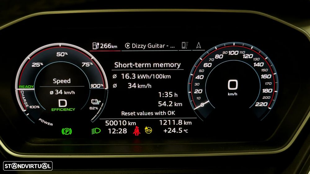 Audi Q4 e-tron - 10