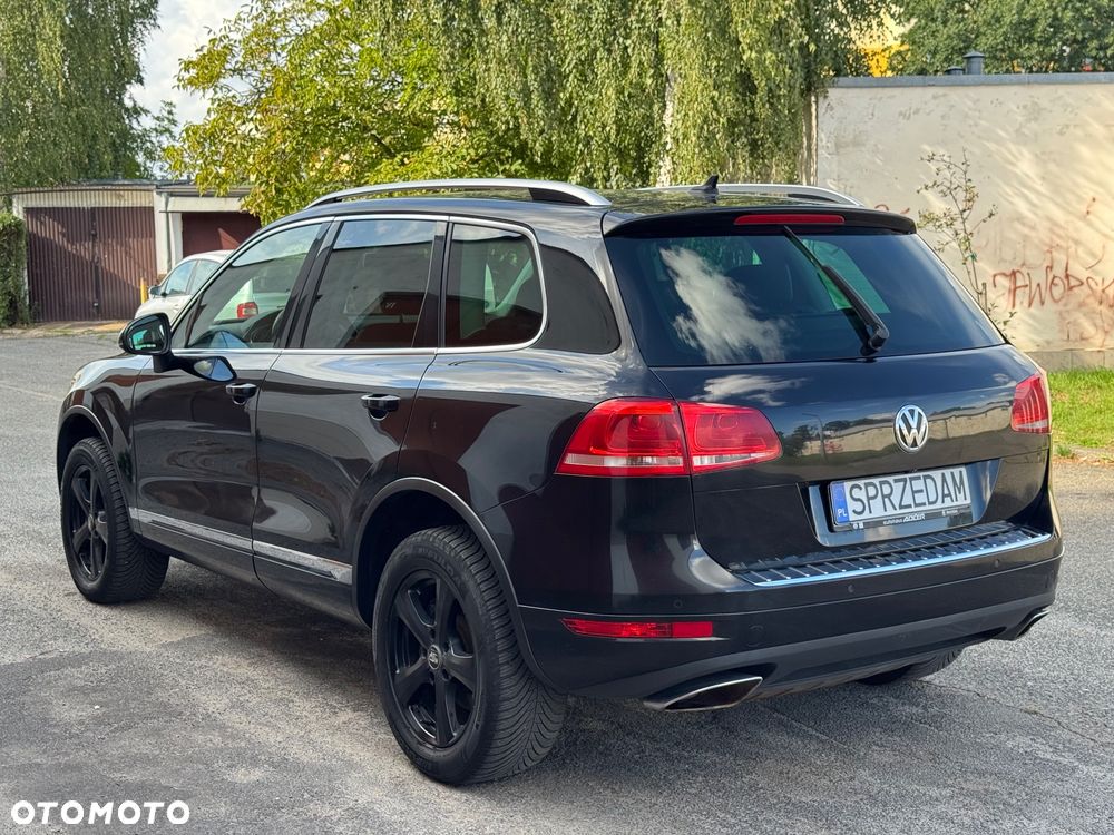Volkswagen Touareg 3.0 V6 TDI BMT - 11