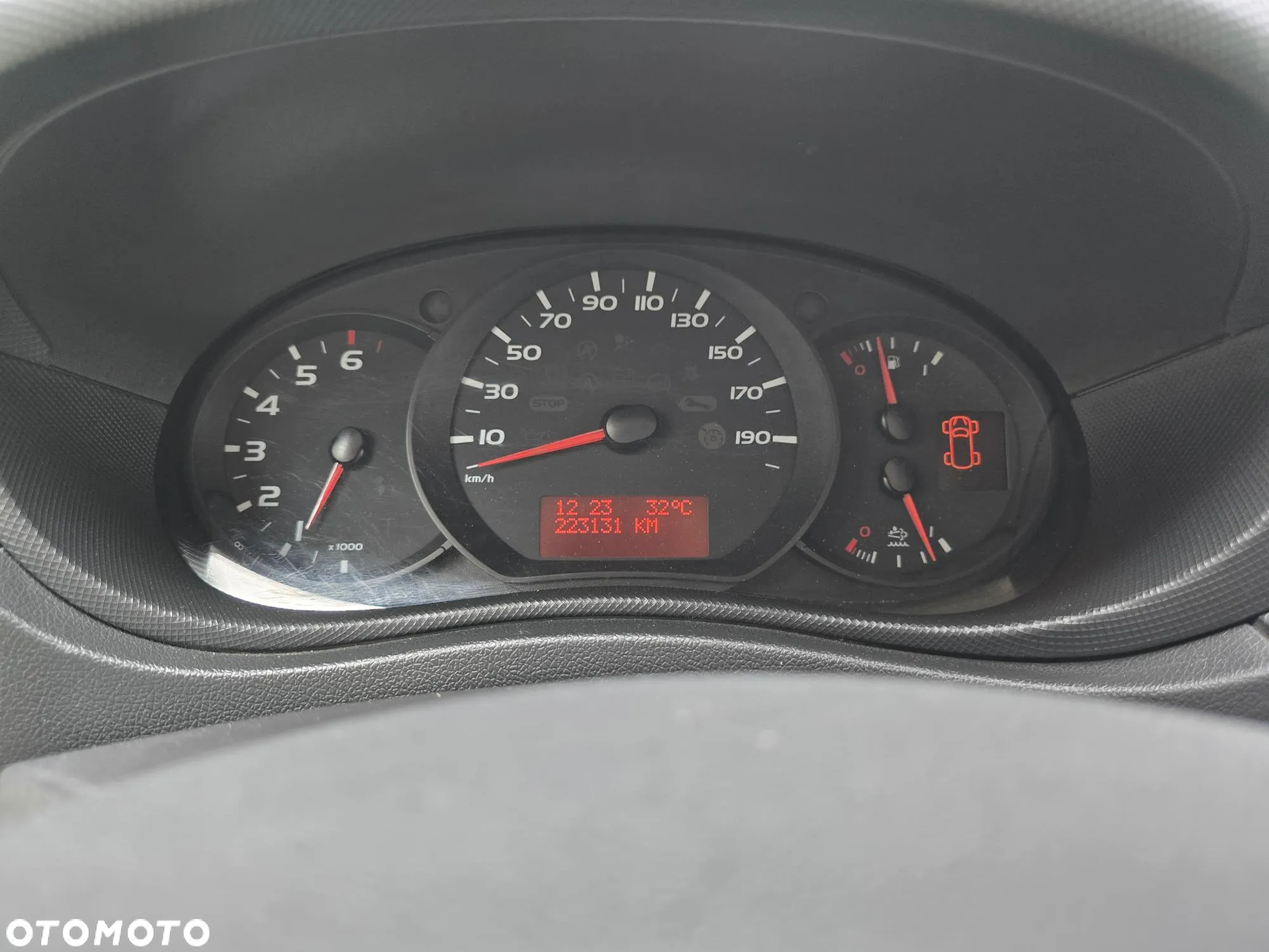 Renault MASTER 2.3 DCI 110KM L2H2 Przedłużany Wysoki Klima - 12