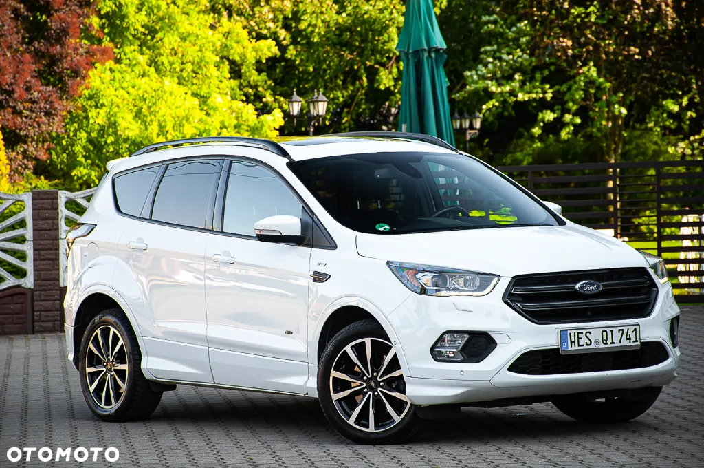 Ford Kuga 1.5 EcoBoost 4x4 ST-Line - 11