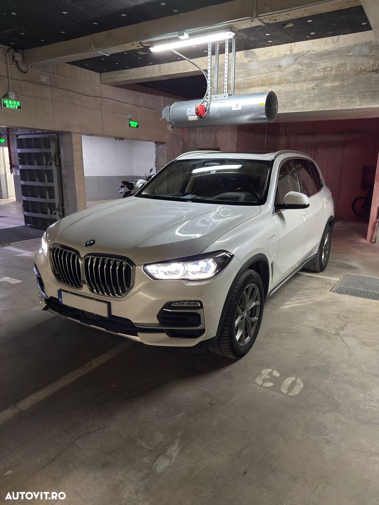 BMW X5 xDrive45e - 1