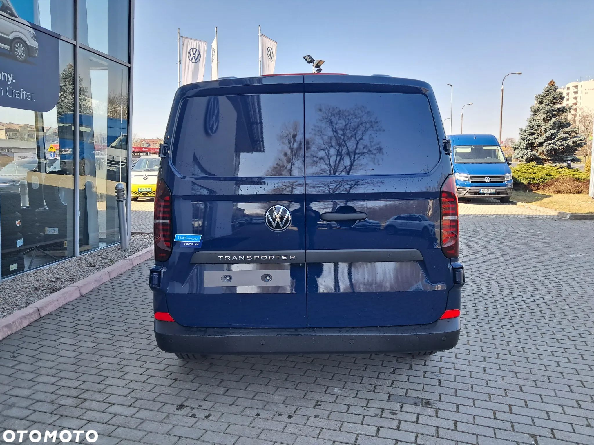 Volkswagen Transporter T7 - 11