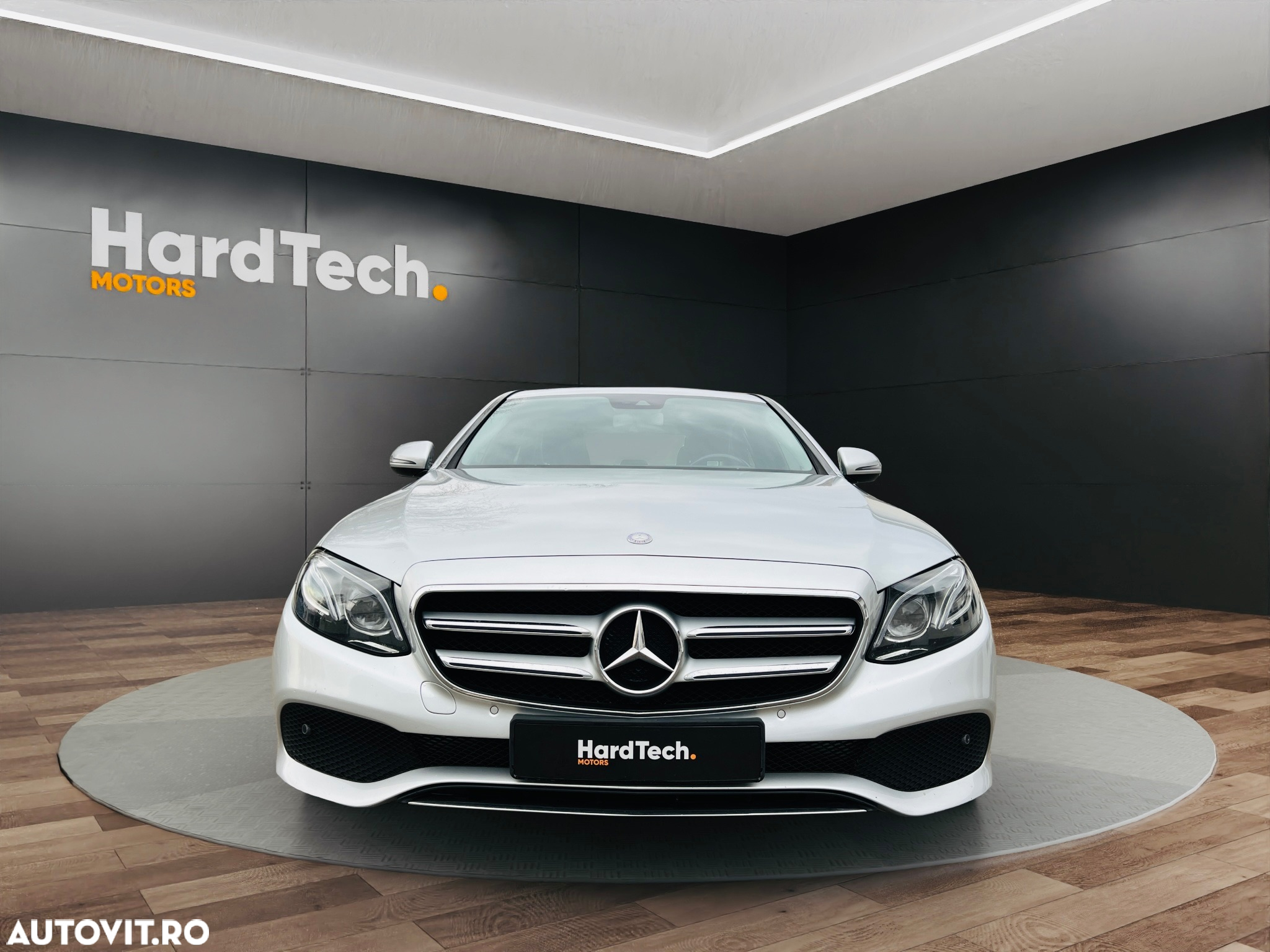 Mercedes-Benz E - 2