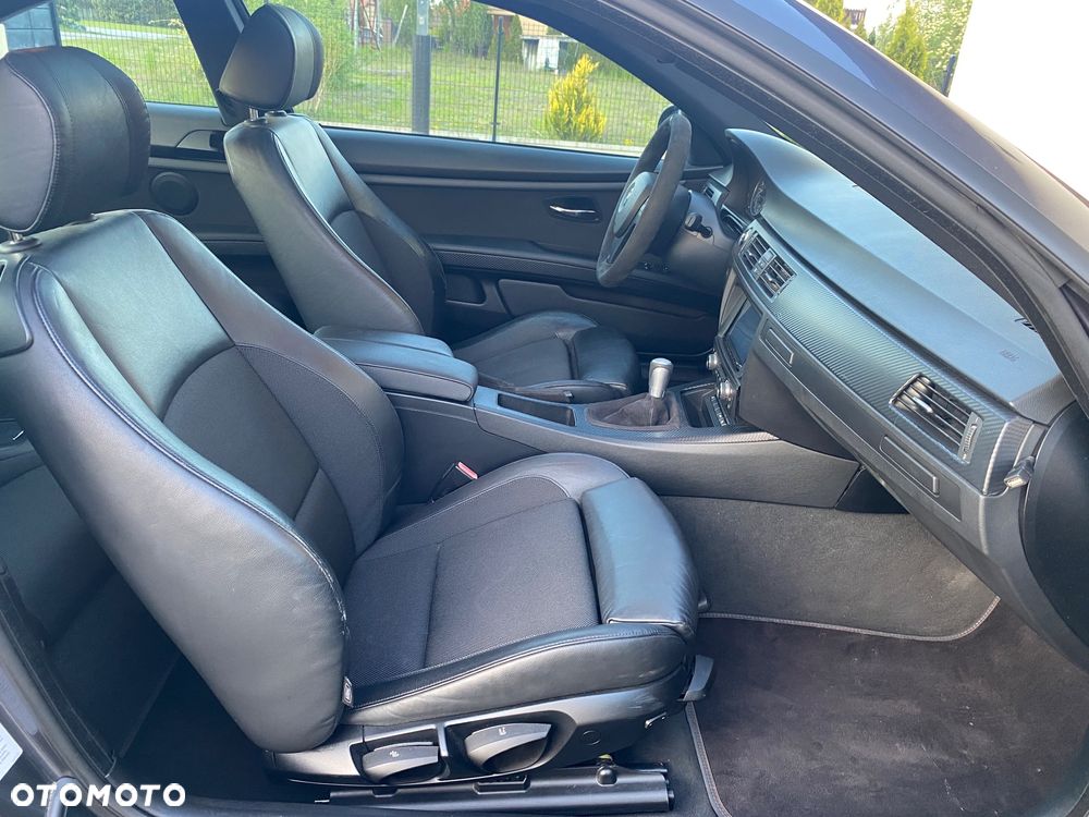 BMW Seria 3 320i M Sport Edition - 33