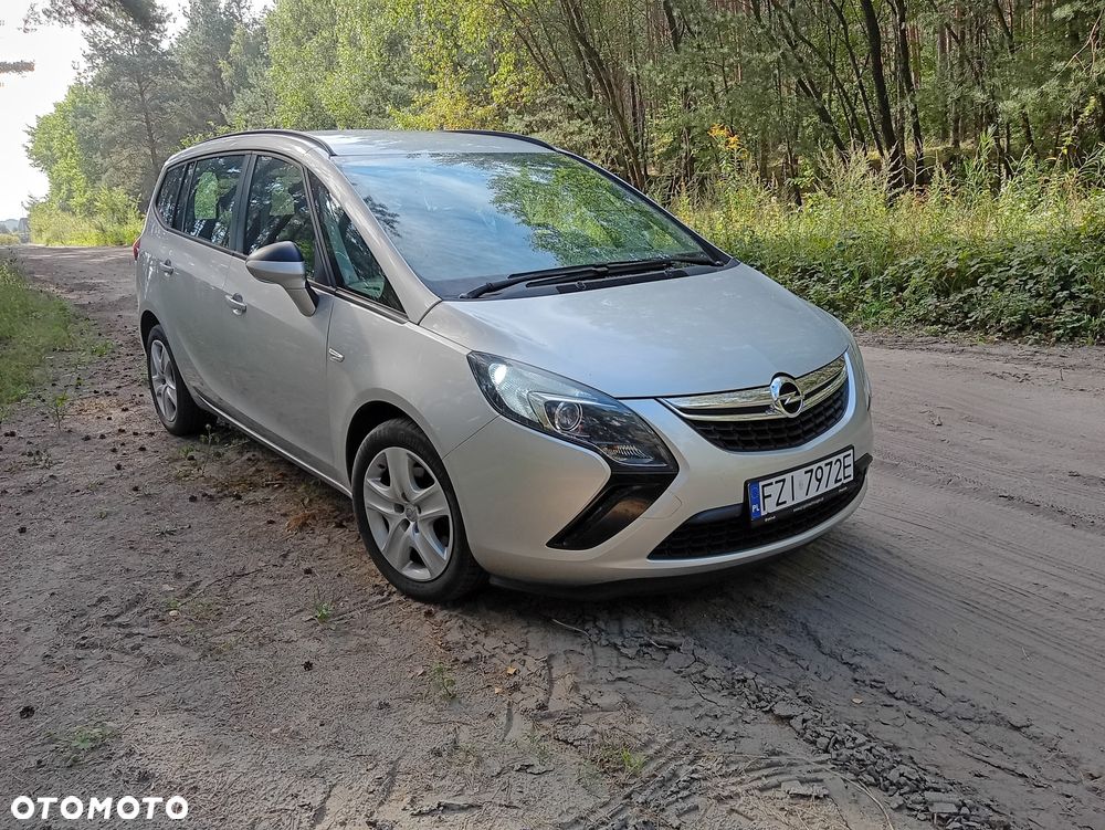 Opel Zafira - 4