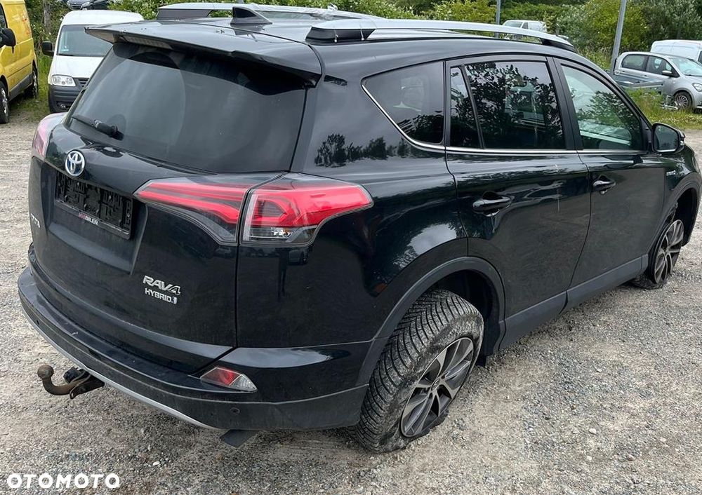 Toyota RAV4 - 4