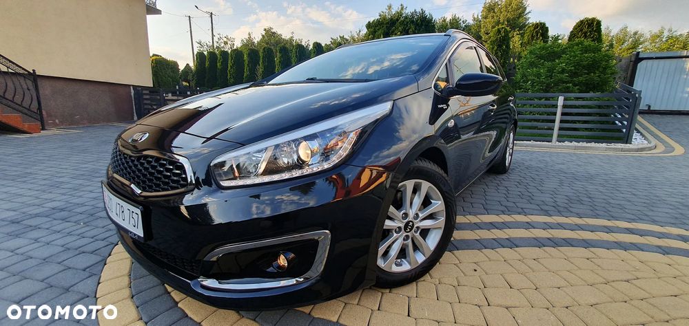 Kia Ceed 1.6 GDI Platinum Edition - 17