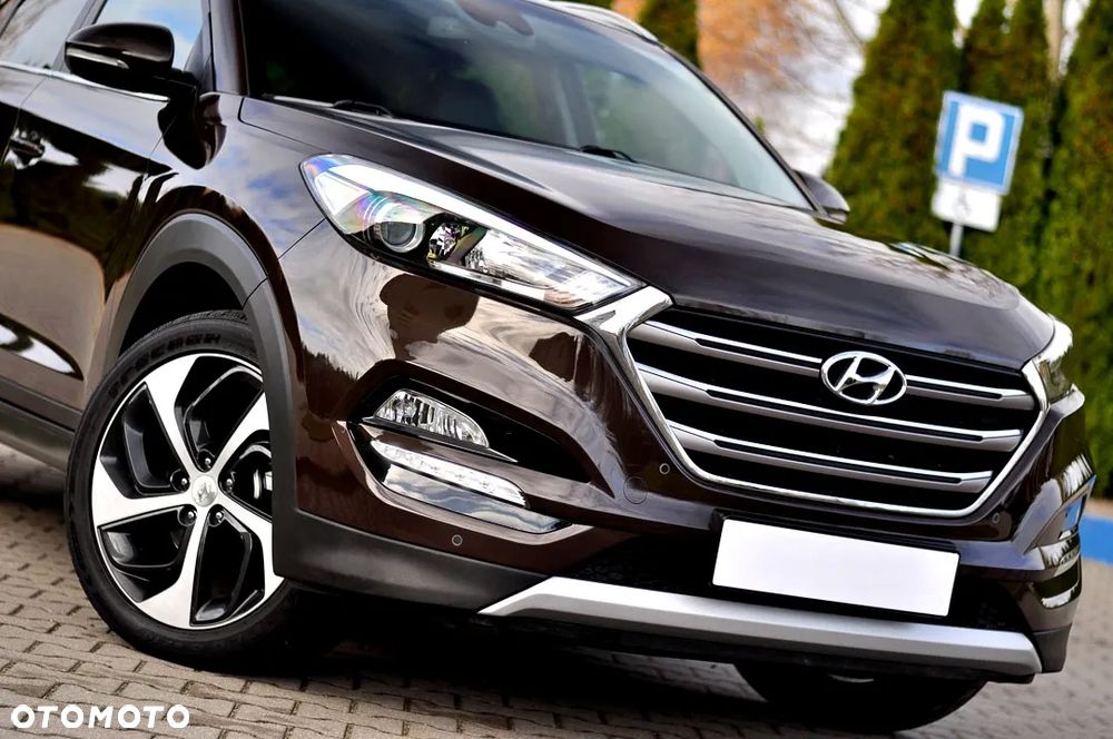 Hyundai Tucson 1.7 CRDI BlueDrive Style 2WD - 2