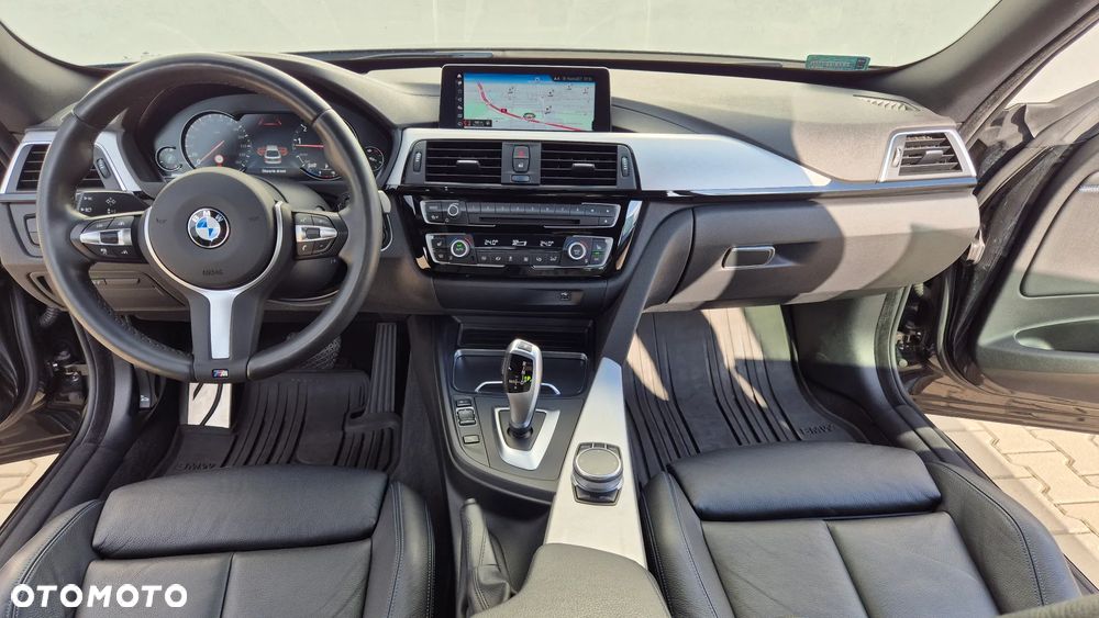 BMW 3GT 320i xDrive M Sport - 12