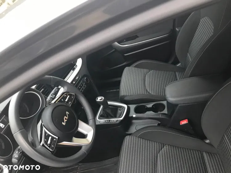 Kia XCeed 1.5 T-GDI M - 5