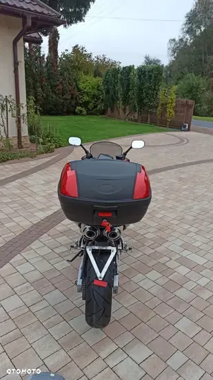 Yamaha FZ6 - 8