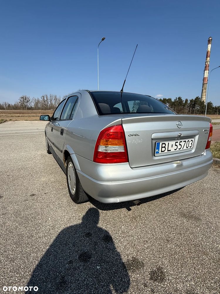 Opel Astra 1.6 16V 100 - 7