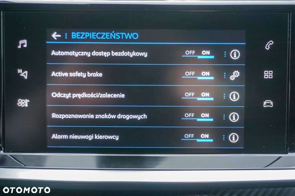 Peugeot 208 1.2 PureTech Allure S&S EAT8 - 24