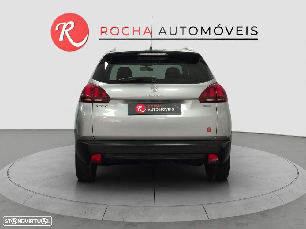 Peugeot 2008 1.2 PureTech Style - 5