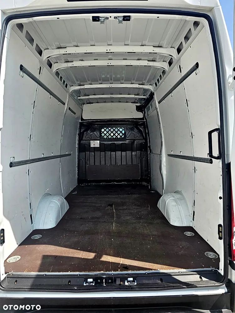 Iveco 35S16 - 8
