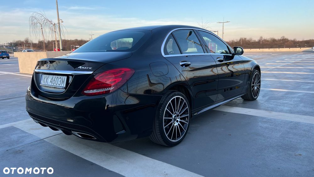 Mercedes-Benz Klasa C 300 T 7G-TRONIC AMG Line - 4