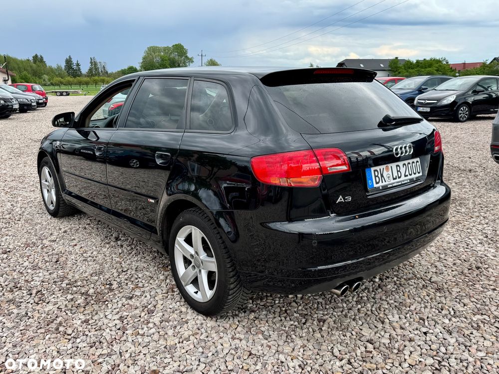Audi A3 Sportback - 17