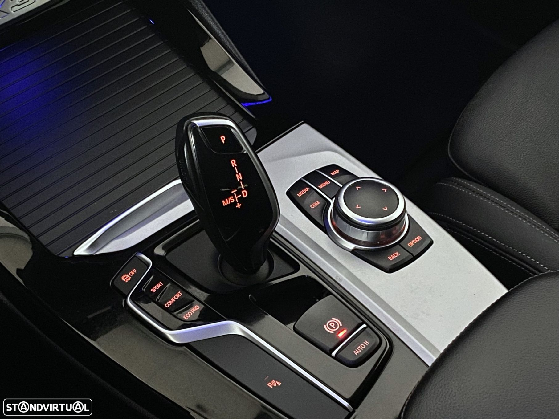 BMW X3 18 d sDrive Ed. L.Style Auto - 30