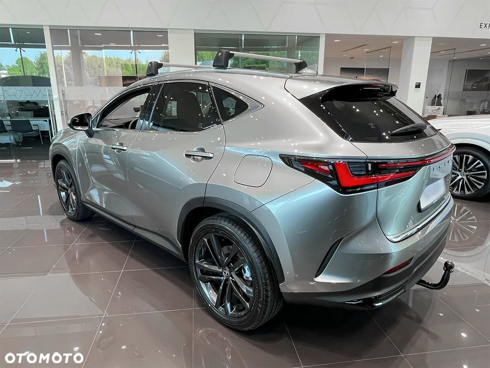 Lexus NX - 3