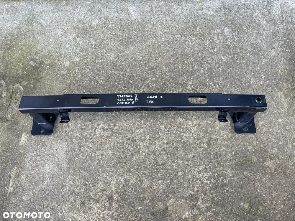 BELKA TYLNA BERLINGO IV, PARTNER IV, COMBO E  2018-- NOWA - 1