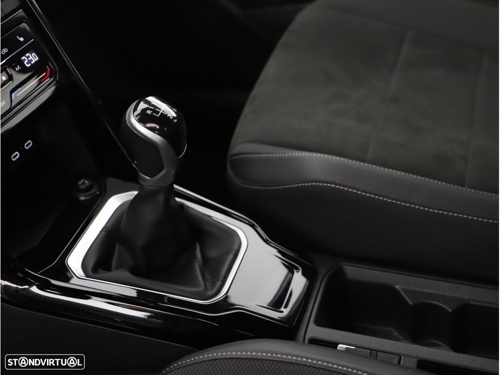 VW T-Roc 1.0 TSI OPF R-Line - 15