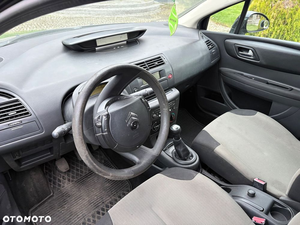 Citroën C4 - 11