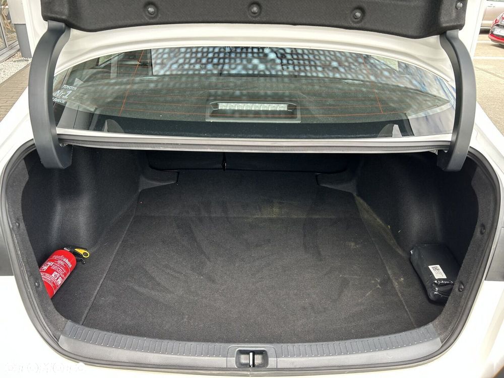 Toyota Corolla 1.8 Hybrid Comfort - 20