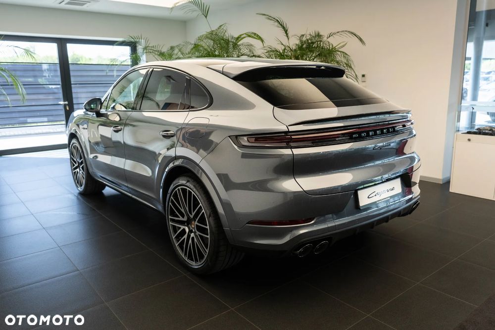Porsche Cayenne E-Hybrid PHEV Black Edition - 3