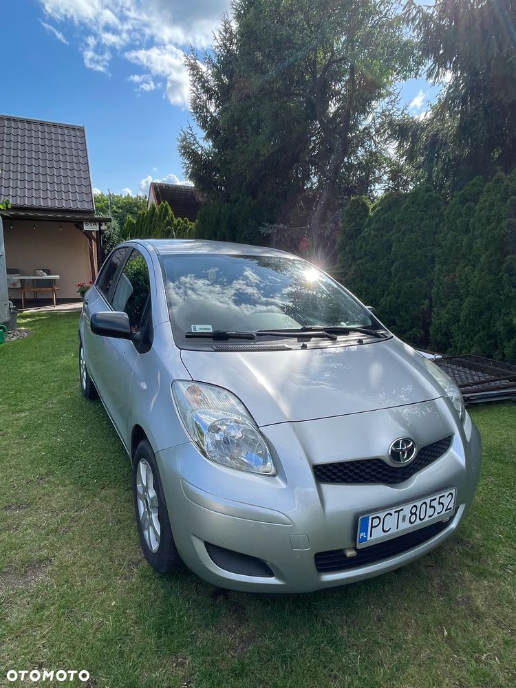 Toyota Yaris 1.33 Luna - 1