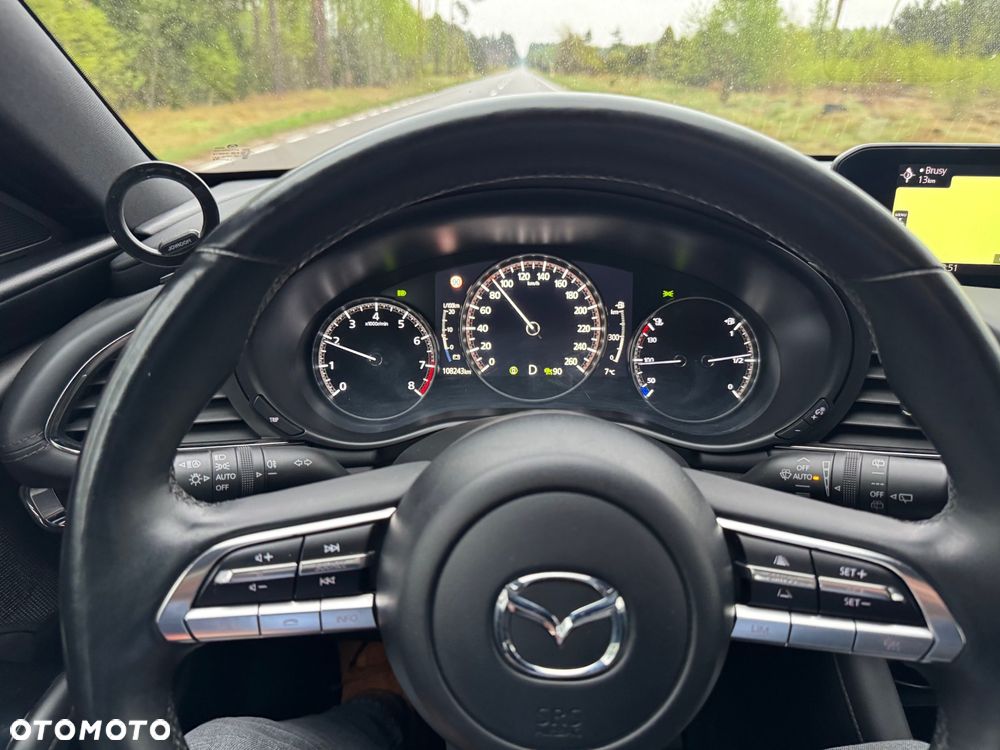 Mazda 3 - 8