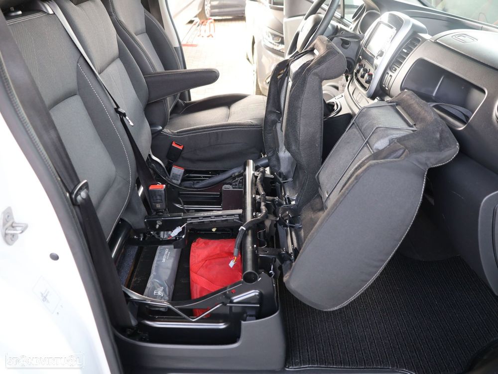 Renault Trafic 2.0 dCi L1H1 1.0T - 31