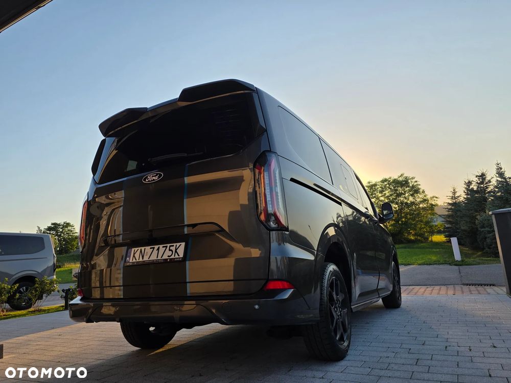 Ford Tourneo Custom 320 L1H1 VA Autm Sport - 2