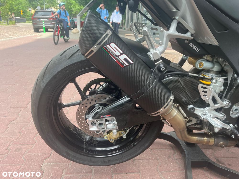 Aprilia Tuono - 16