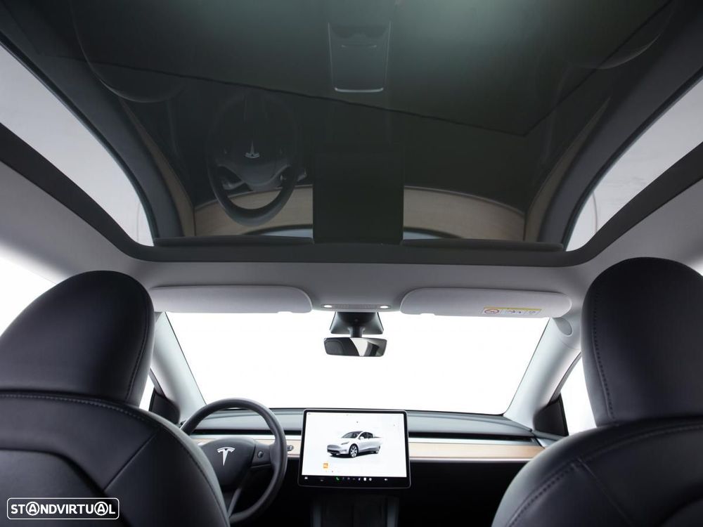 Tesla Model Y Long Range Dual Motor AWD - 7
