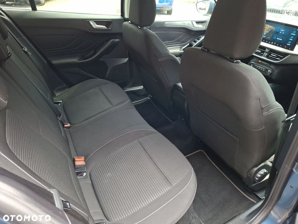 Ford Focus 1.0 EcoBoost mHEV Titanium X - 34