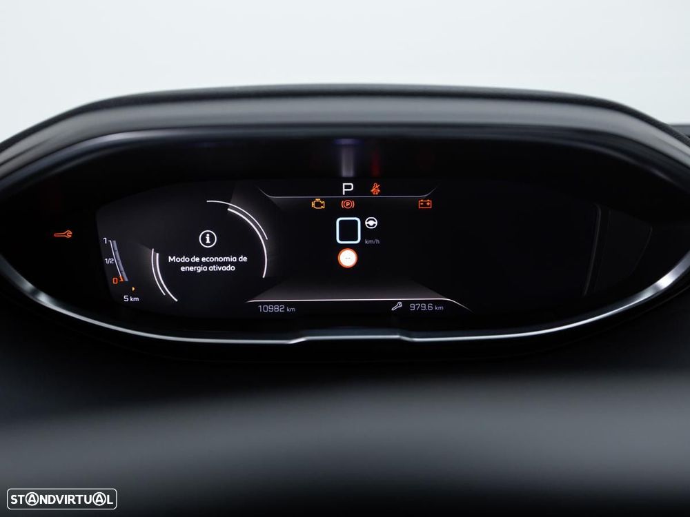 Peugeot 5008 Hybrid 136 e-DSC GT - 26