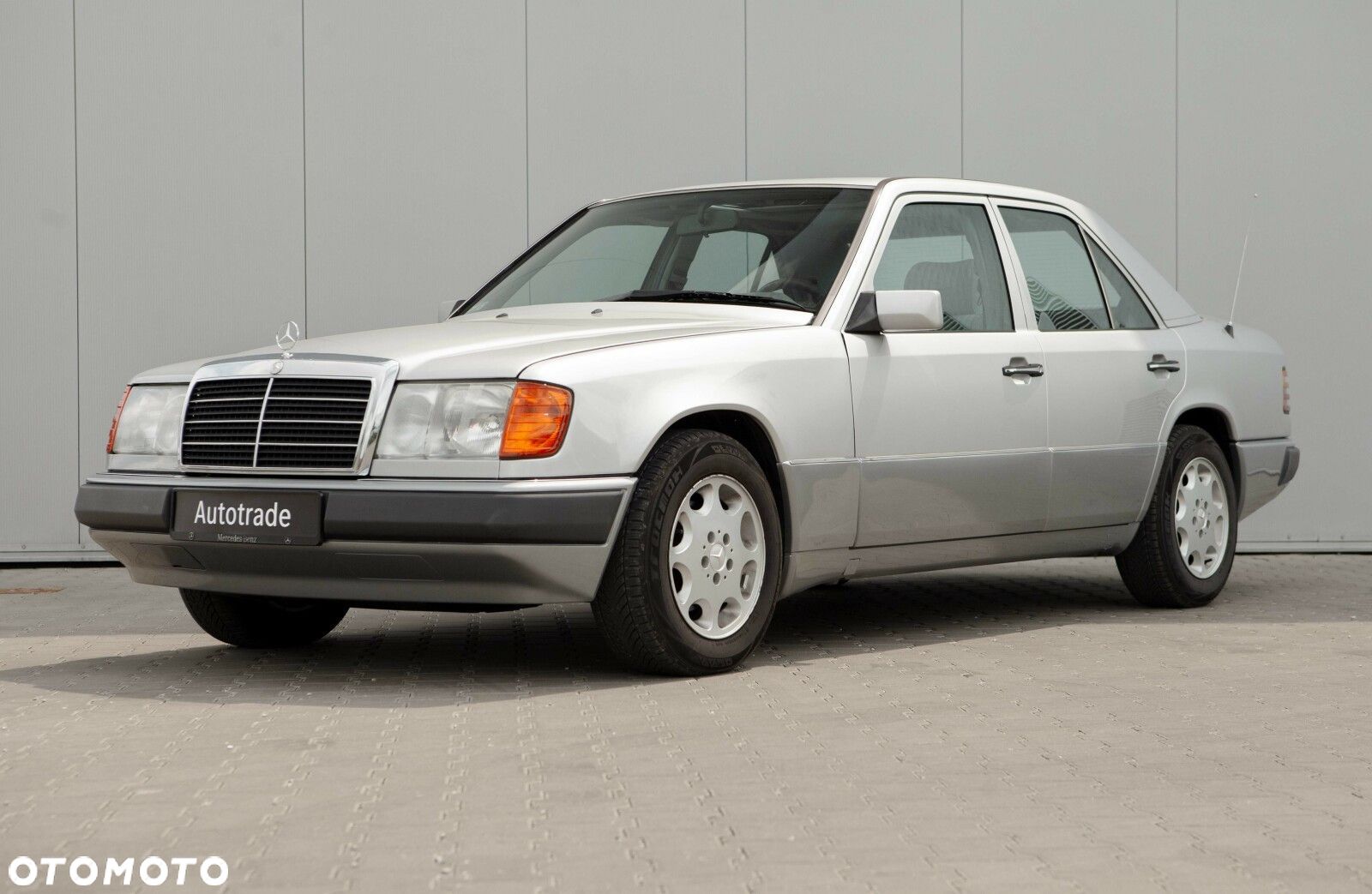 Mercedes-Benz W124 (1984-1993) - 1