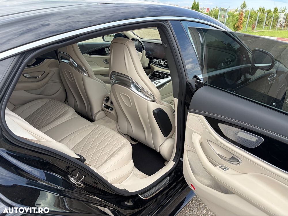 Mercedes-Benz AMG GT 4-door Coupe 63 S 4Matic+ - 12