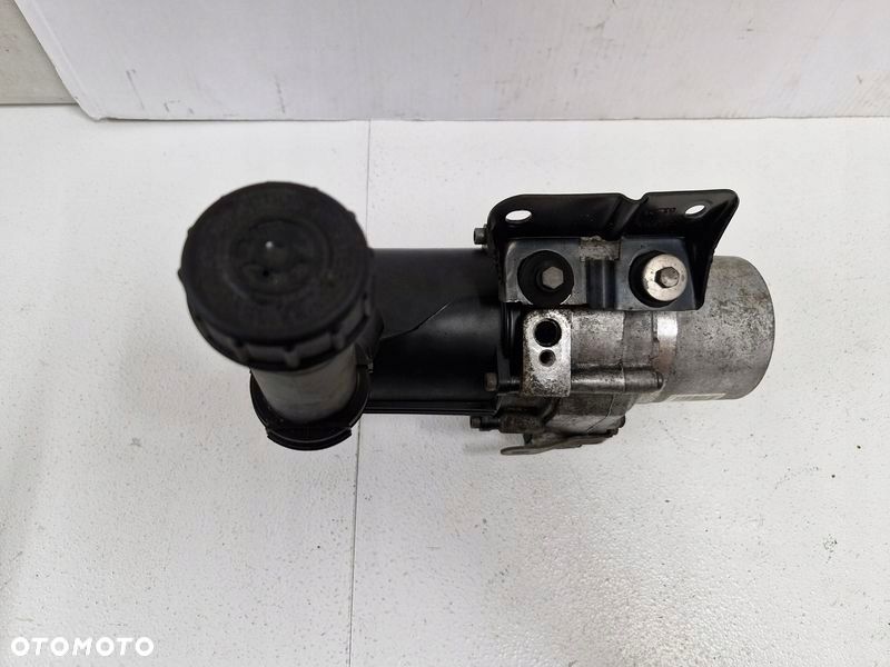 citroen c4 1 i pompa wspomagania 21601861 - 9