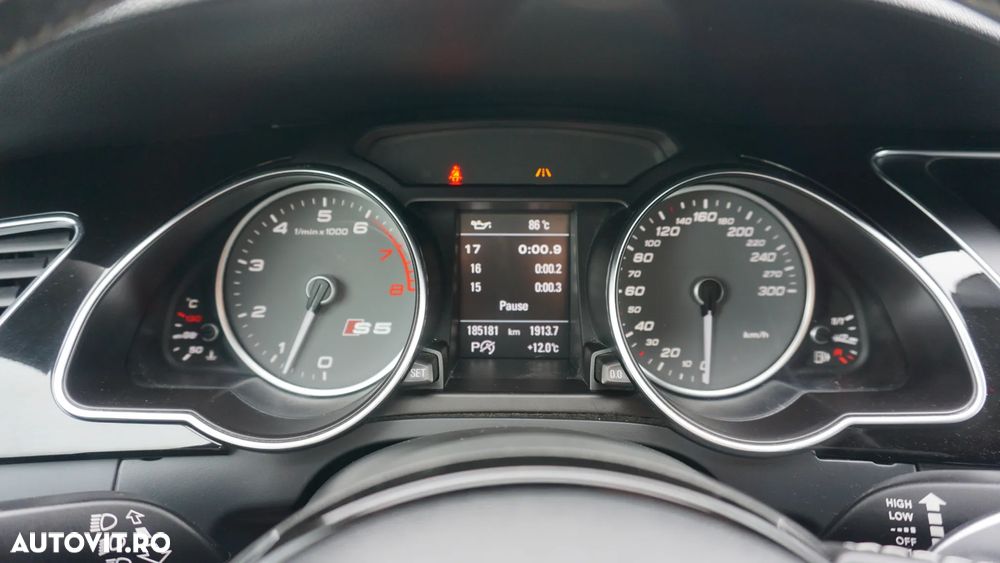 Audi S5 S tronic - 20