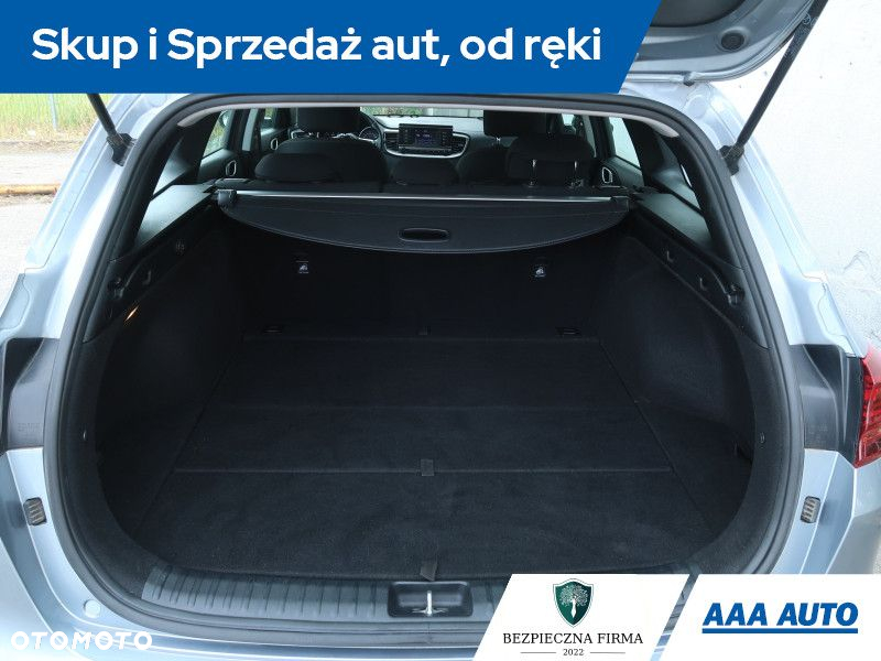 Kia Ceed - 14